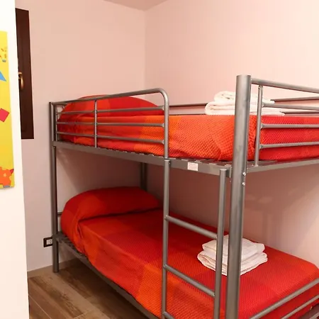 Wine House * Чефалу