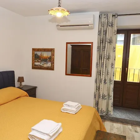 Wine House Apartmán Cefalù